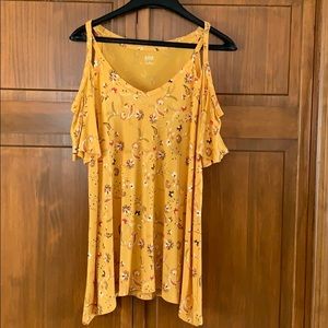 a.n.a. Cold Shoulder Tunic